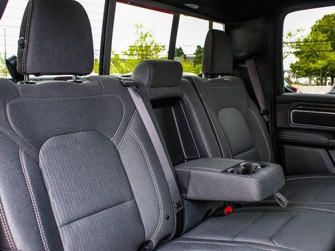 Used 2023 RAM 1500 Big Horn AWD/4WD image 36