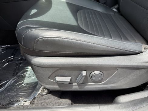 Used 2025 Kia Sportage SX FWD image 33