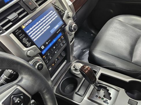 Used 2023 Toyota 4Runner Limited image 31