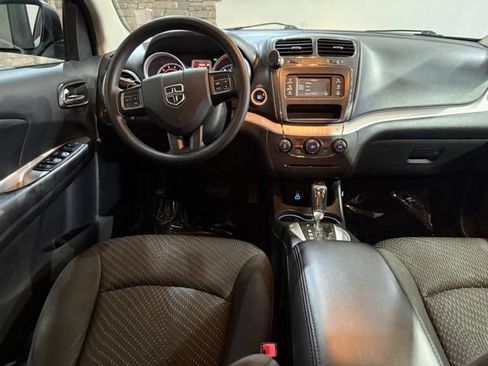 Used 2018 Dodge Journey SE w/ Blacktop Package FWD image 27
