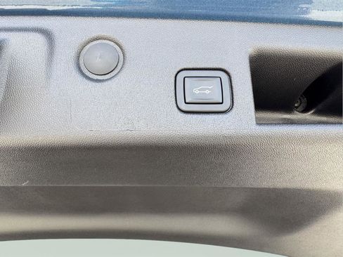 Used 2024 Chevrolet Equinox LT w/ LPO, Floor Liner Package image 12