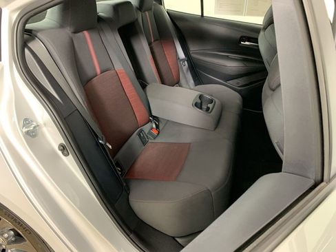 Used 2024 Toyota Corolla SE image 34