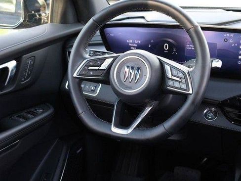 Used 2025 Buick Enclave Sport Touring w/ Power Package FWD image 27