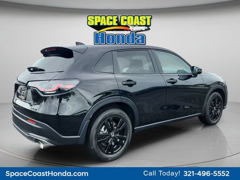 New 2026 Honda HR-V Sport image 9