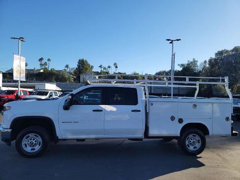 Used 2023 Chevrolet Silverado 2500 W/T w/ WT Convenience Package image 5