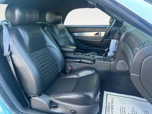 Used 2002 Ford Thunderbird RWD image 15