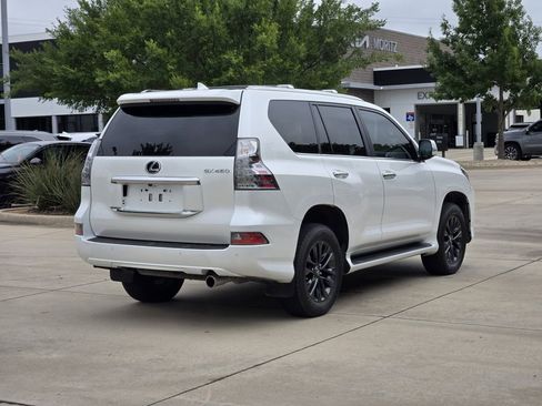 Used 2023 Lexus GX 460 Premium w/ Premium Package AWD/4WD image 4
