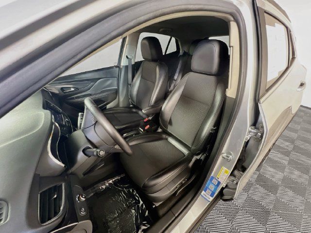 Used 2022 Buick Encore Preferred w/ Safety Package FWD image 10