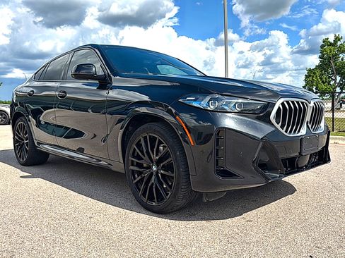 Used 2024 BMW X6 xDrive40i w/ Premium Package AWD/4WD image 3