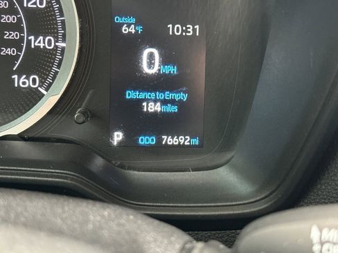 Used 2021 Toyota Corolla LE w/ LE Convenience Package image 31