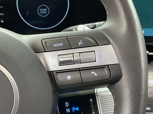 Used 2024 Hyundai Kona Limited AWD/4WD image 10