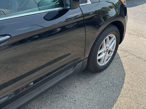 Used 2023 Ford Edge SEL AWD/4WD image 7