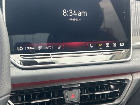 New 2026 Volkswagen Tiguan SE R-Line AWD/4WD image 24