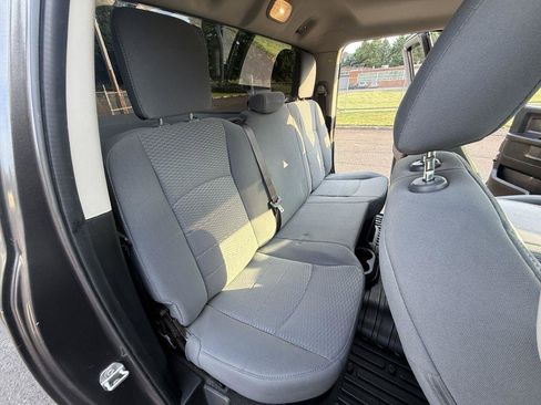 Used 2019 RAM 1500 Express w/ Express Value Package AWD/4WD image 24