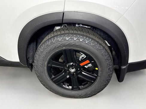 New 2026 Nissan Rogue SV image 27