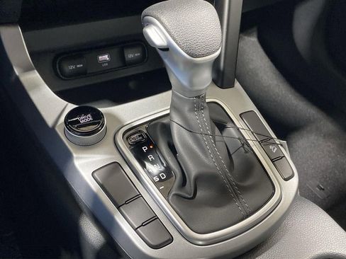 New 2026 Kia Seltos LX FWD image 22