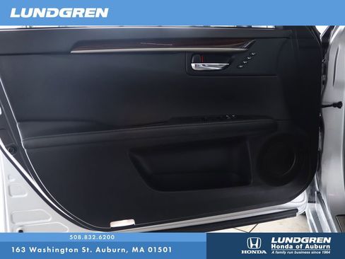 Used 2013 Lexus ES 350 image 9