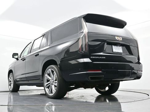Used 2025 Cadillac Escalade ESV Sport Platinum image 61