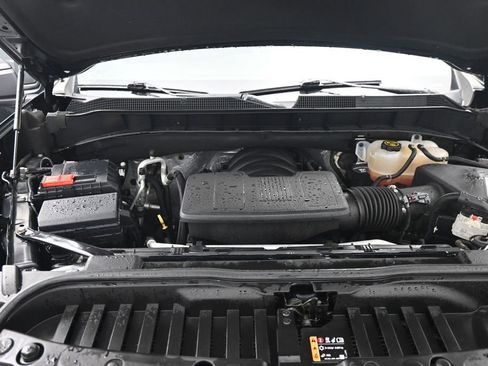 Used 2021 Chevrolet Silverado 1500 LT Trail Boss AWD/4WD image 19