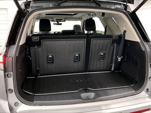 New 2025 Nissan Pathfinder Platinum w/ Cargo Package image 41