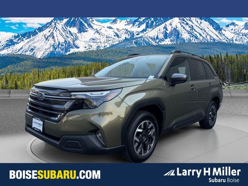 Used 2026 Subaru Forester Premium AWD/4WD image 1