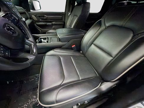 Used 2024 RAM 1500 Limited AWD/4WD image 10