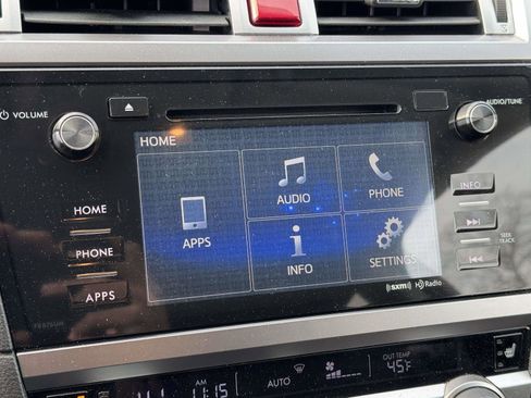 Used 2017 Subaru Outback 2.5i Limited image 23