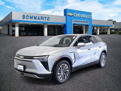 New 2025 Chevrolet Blazer EV LT AWD/4WD image 1