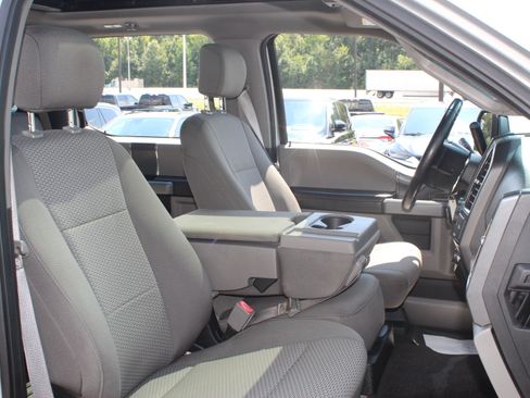 Used 2018 Ford F150 XLT w/ Equipment Group 302A Luxury AWD/4WD image 34