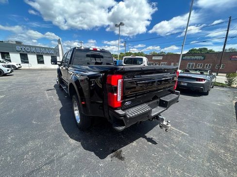 Used 2025 Ford F450 Platinum w/ Snow Plow Prep Package AWD/4WD image 5