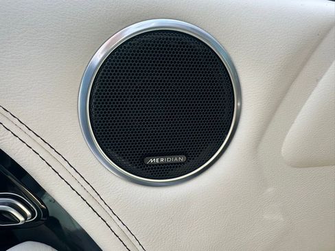 Used 2021 Land Rover Range Rover Long Wheelbase Autobiography image 34