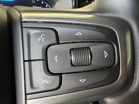 Used 2023 Chevrolet Silverado 1500 LT Trail Boss w/ LT Trail Boss Premium Package AWD/4WD image 8