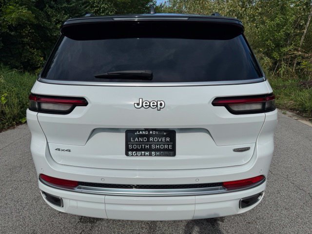 Used 2025 Jeep Grand Cherokee L Summit AWD/4WD image 6