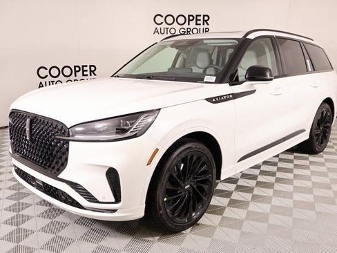 New 2026 Lincoln Aviator Reserve image 10