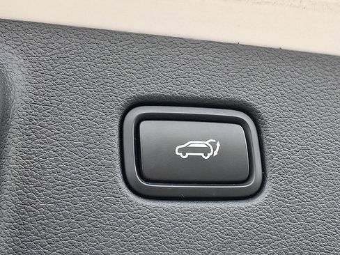 Certified 2023 Hyundai Palisade SEL w/ Premium Package image 29