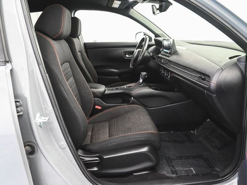 Used 2025 Honda HR-V Sport image 30
