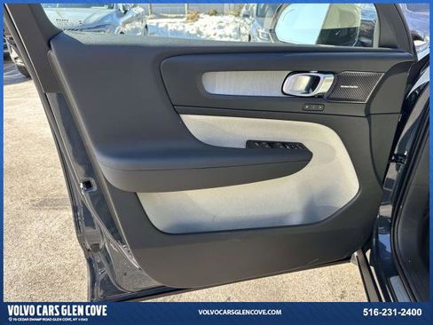 New 2026 Volvo XC40 B5 Ultra w/ Climate Package image 10