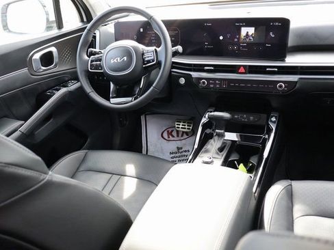 New 2025 Kia Sorento SX FWD image 16