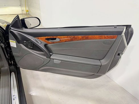 Used 2005 Mercedes-Benz SL 500 image 39