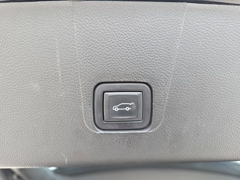 Certified 2023 Chevrolet Traverse LT AWD/4WD image 14