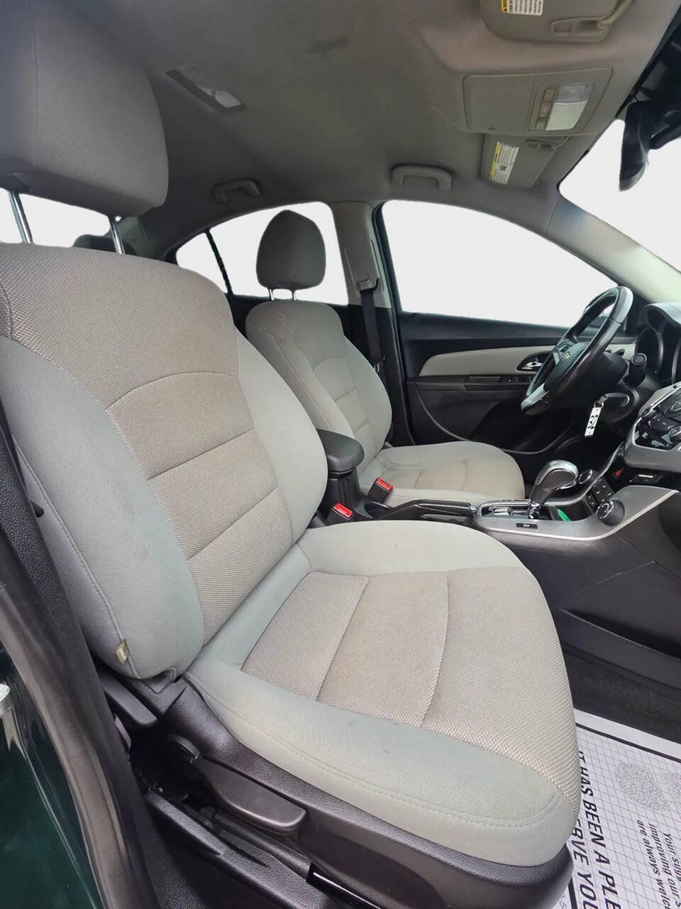Used 2014 Chevrolet Cruze LT FWD image 10