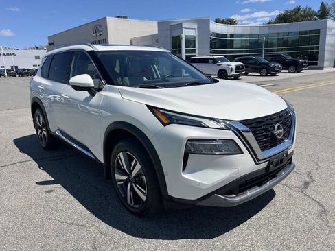 Used 2023 Nissan Rogue SL w/ SL Premium Package AWD/4WD image 2