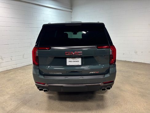 Used 2026 GMC Yukon XL AT4 Ultimate AWD/4WD image 8
