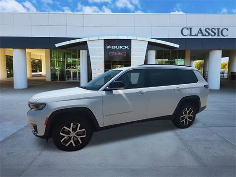 Used 2024 Jeep Grand Cherokee L Limited image 4