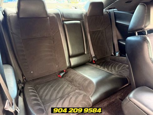Used 2017 Dodge Challenger R/T Scat Pack RWD image 34