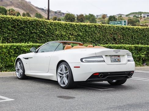Used 2016 Aston Martin DB9 GT RWD image 7