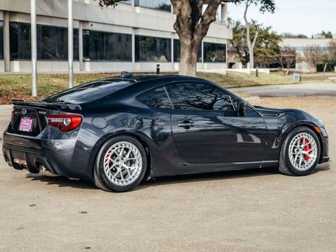 Used 2017 Subaru BRZ Premium image 39