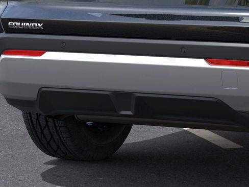 New 2026 Chevrolet Equinox LT w/ Convenience Package II image 15