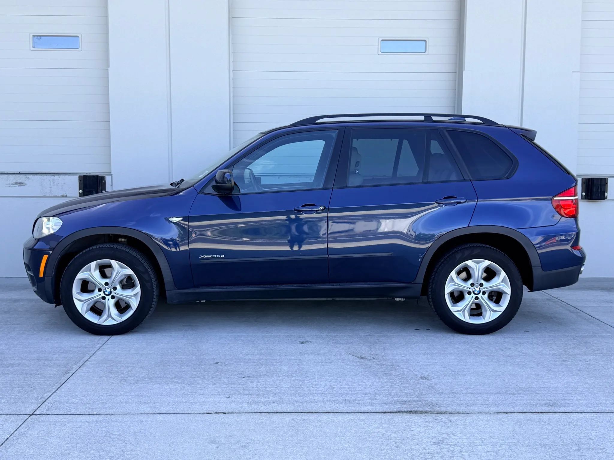 Used 2012 BMW X5 xDrive35d AWD/4WD image 2