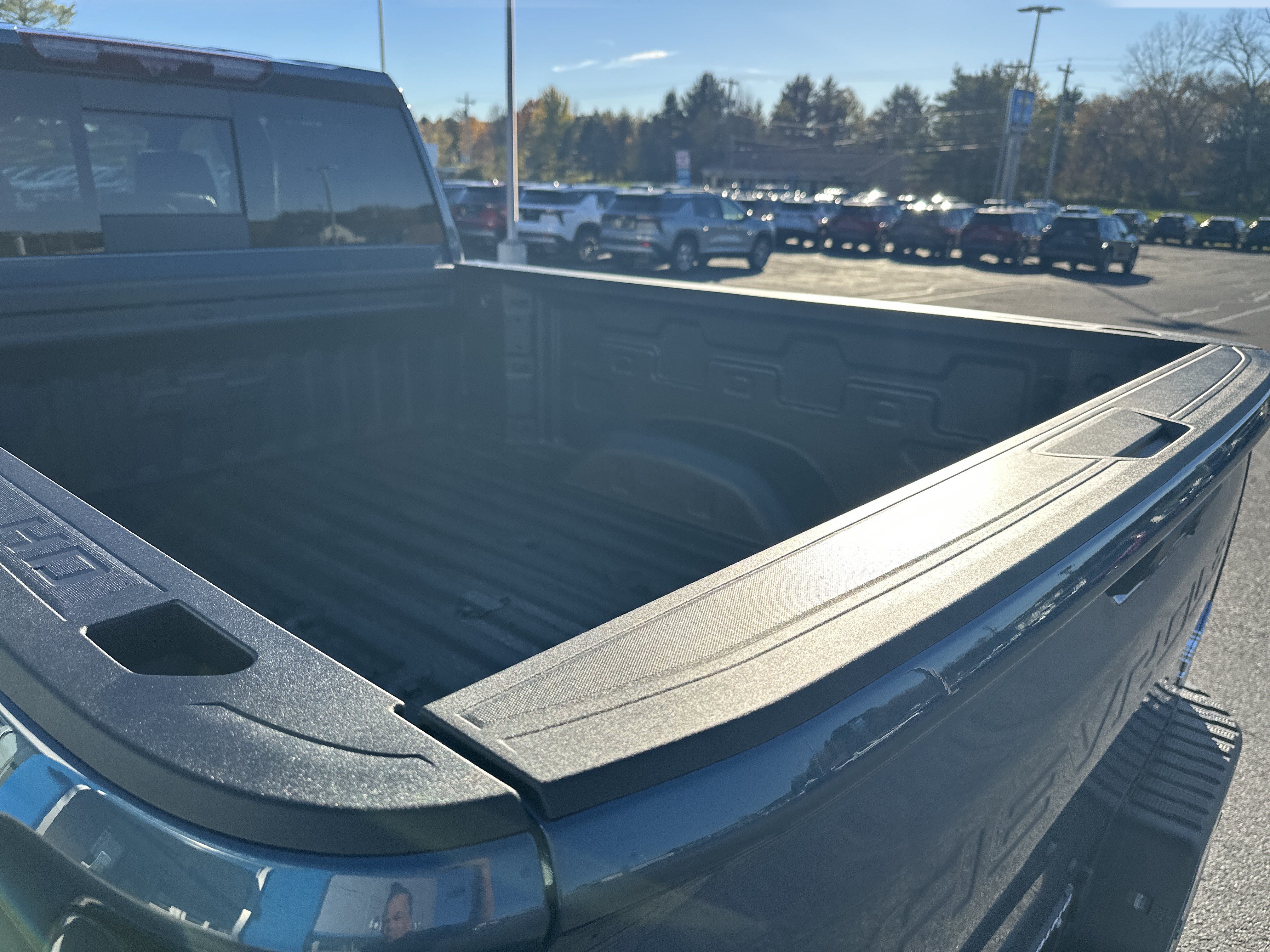 New 2026 Chevrolet Silverado 2500 High Country w/ High Country Premium Package AWD/4WD image 8